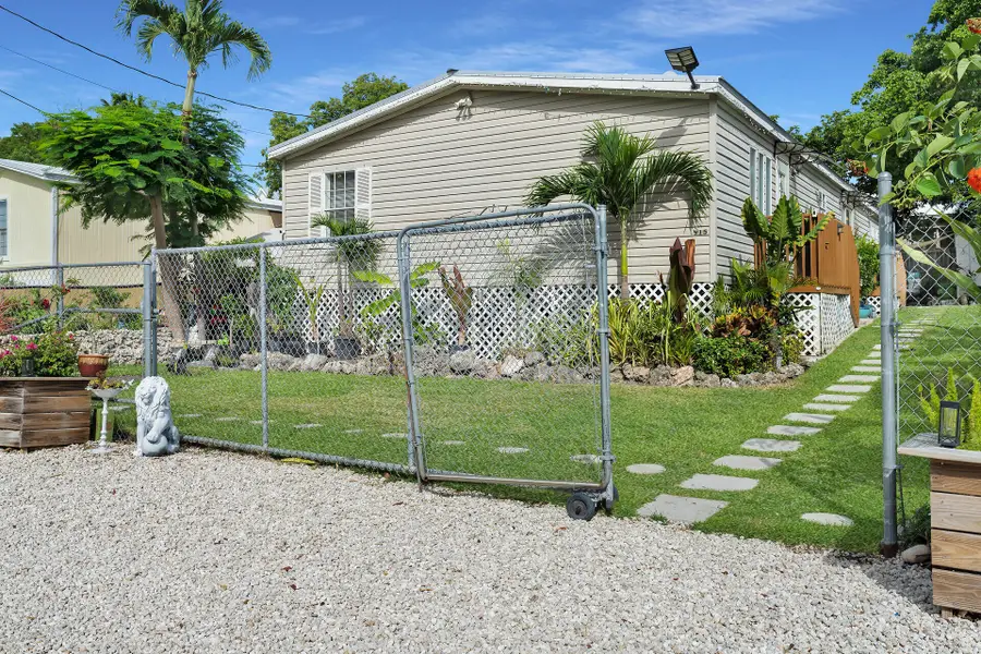 915 Plantation Road, Key Largo, FL 33037 - #3