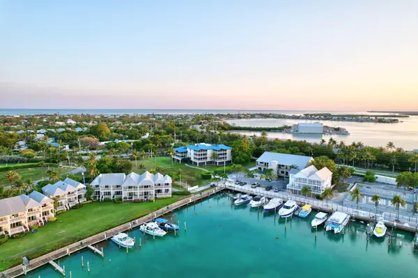 8302 Marina Villas Drive #8302, Duck Key, FL 33050