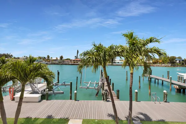 95 Coco Plum Drive #2D, Marathon, FL 33050