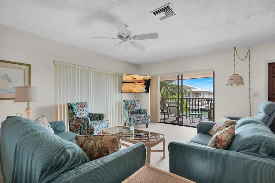 350 11th Street, Key Colony Beach, FL 33051 - #3