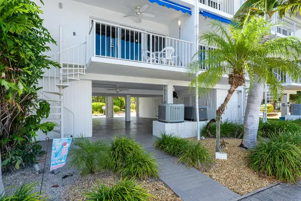 96 Avenue C #3 & Slip A-15, Marathon, FL 33050