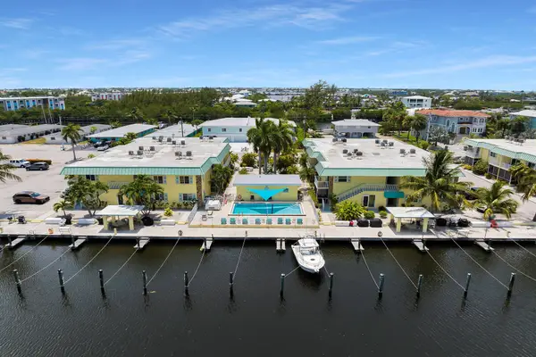 107 Avenue D #APT 208, Marathon, FL 33050