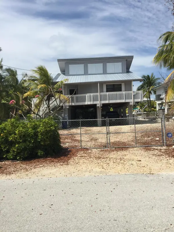 100 3rd Lane, Key Largo, FL 33037