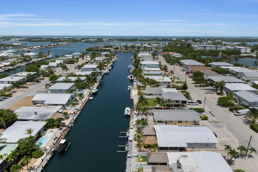 261 3rd Street, Key Colony Beach, FL 33051 - #2