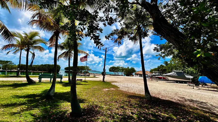 140 S Bay Harbor Drive, Key Largo, FL 33037 - #2