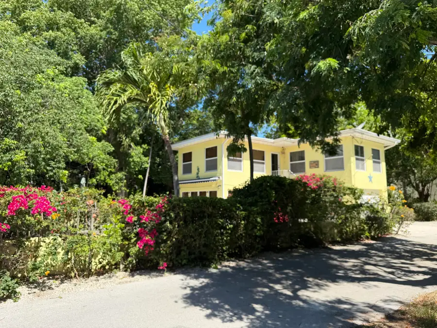 140 S Bay Harbor Drive, Key Largo, FL 33037 - #3