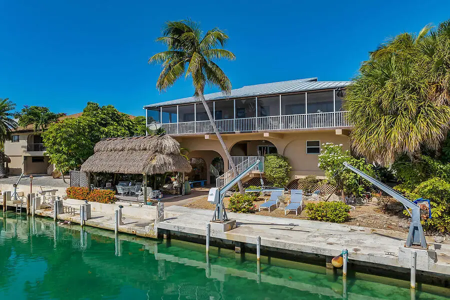 364 E Seaview Drive, Duck Key, FL 33050 - #1