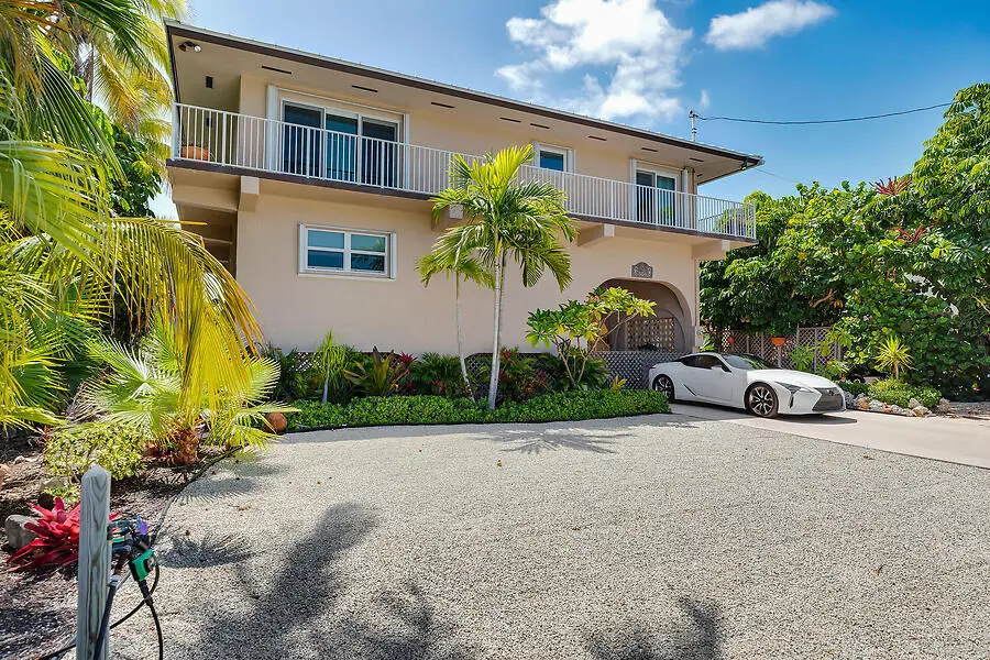 364 E Seaview Drive, Duck Key, FL 33050 - #2
