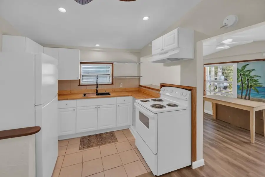 235 Antigua Road, Tavernier, FL 33070 - #3