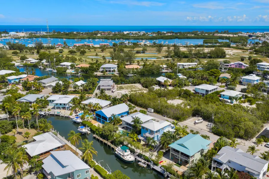 105 Santa Barbara, Marathon, FL 33050 - #2