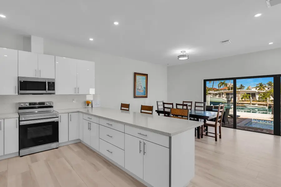 230 Sadowski Causeway, Key Colony Beach, FL 33051 - #2