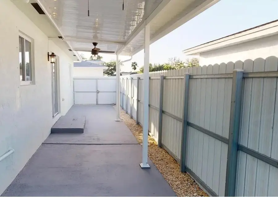 872 SW 7th Terrace, Florida City, FL 33034 - #3