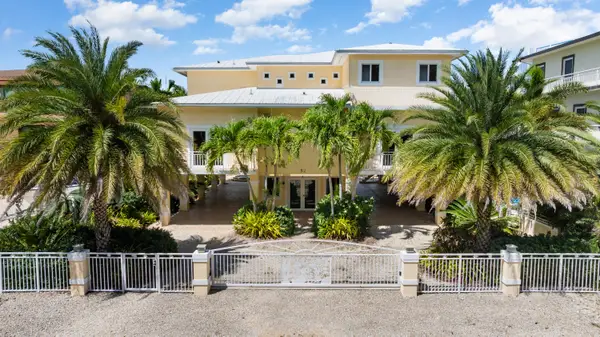 52 S Andros Road, Key Largo, FL 33037