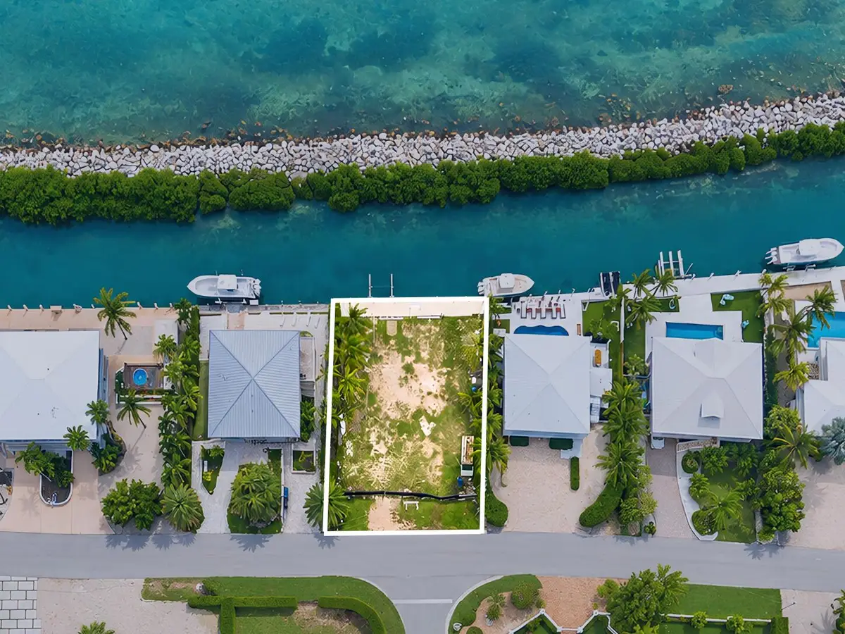 232 W Seaview Circle, Duck Key, FL 33050 - #1
