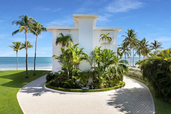 1025 W Ocean Drive #2 W, Key Colony, FL 33051