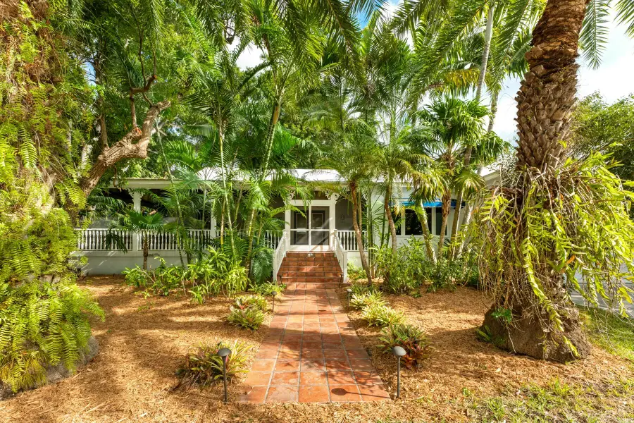 33 Pen Key Club Drive, Islamorada Village Of Islands, FL 33036 - #2