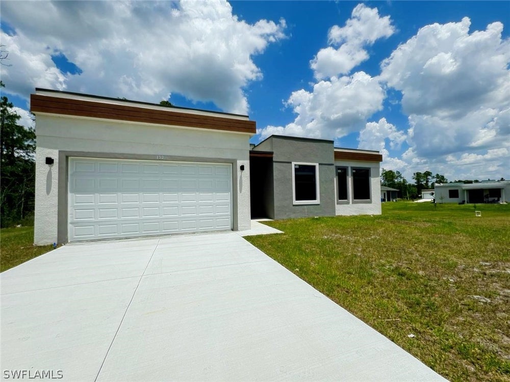 807 Dozier Avenue N, LEHIGH ACRES, FL 33971 BHGRE