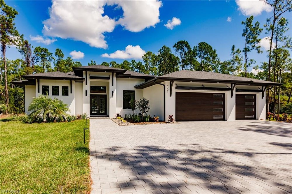 4221 7th Ave Nw, NAPLES, FL 34119 BHGRE