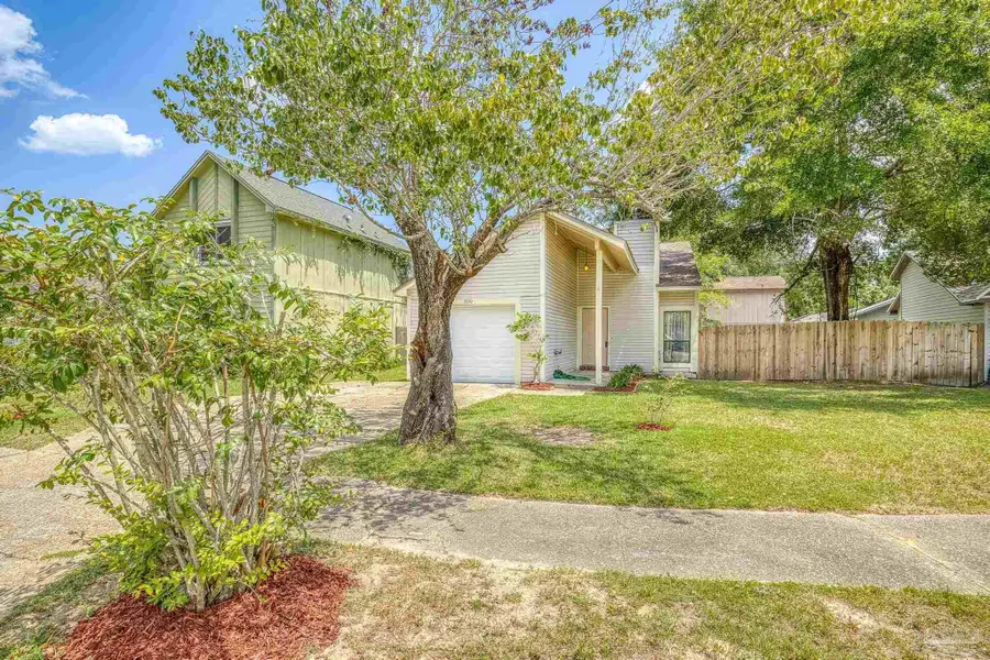 3010 Cedarwood Village Ln, Pensacola, FL 32514 - Image #3