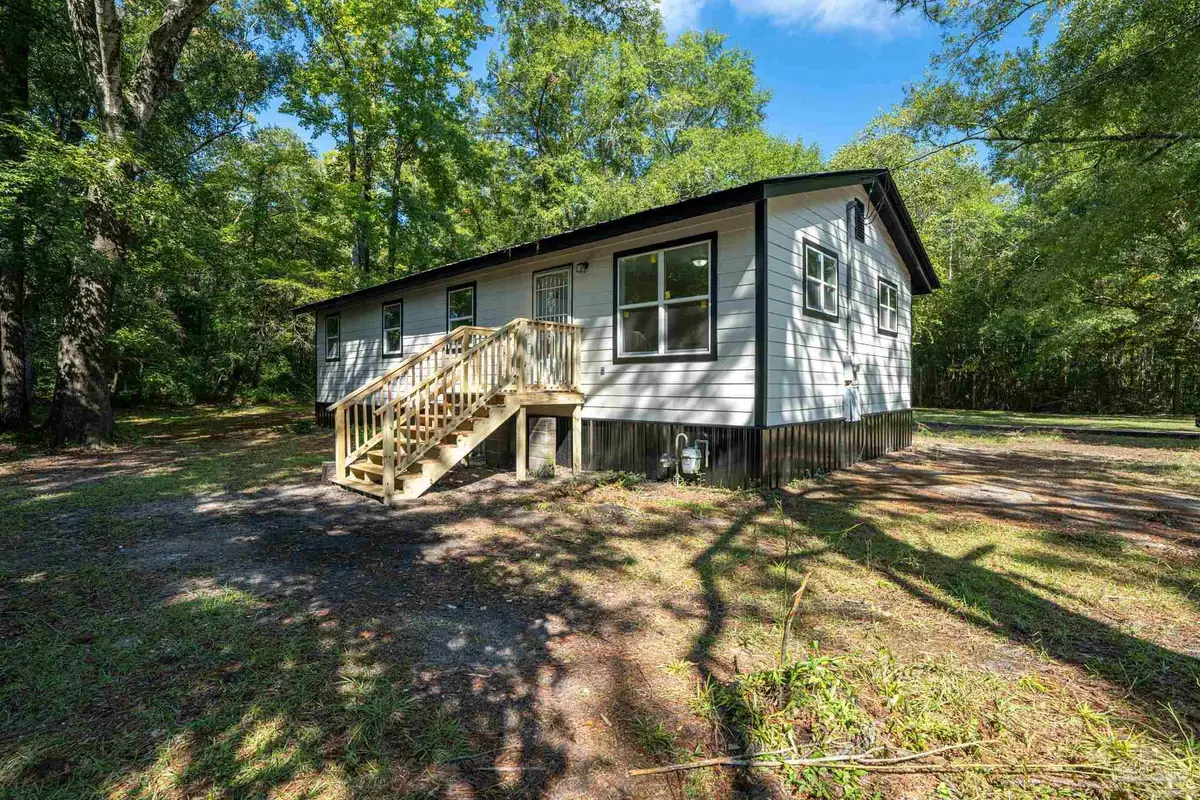 109 Palmer St, Brewton, AL 36426 - Image #1