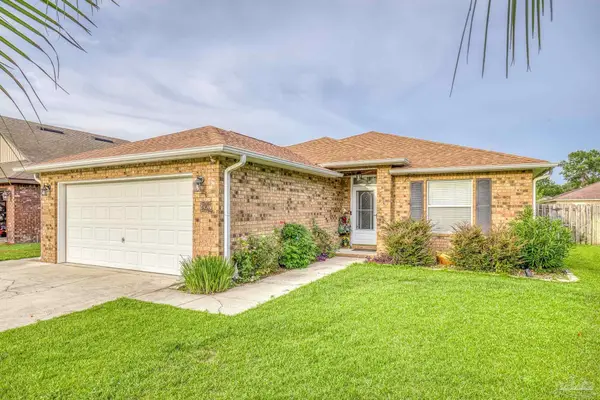 4907 Makenna Cir, Pace, FL 32571