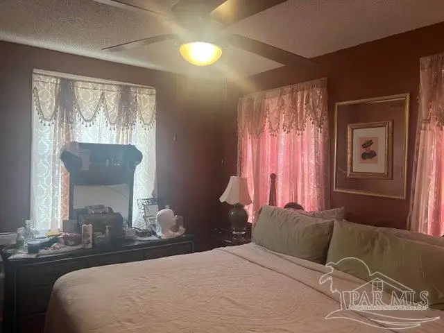 118 SE Carson Dr, Fort Walton Beach, FL 32548 - Image #2