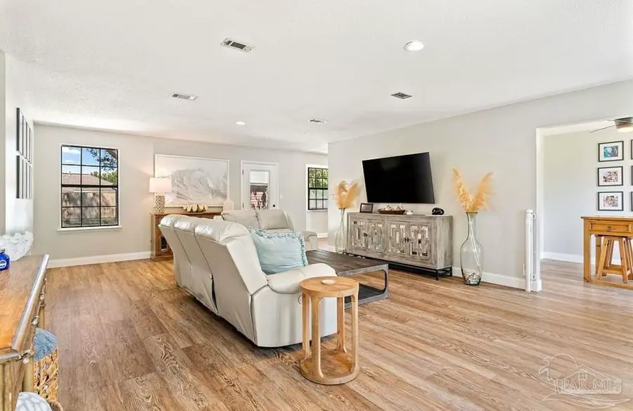 3590 Riddick Dr, Pensacola, FL 32504 - Image #3