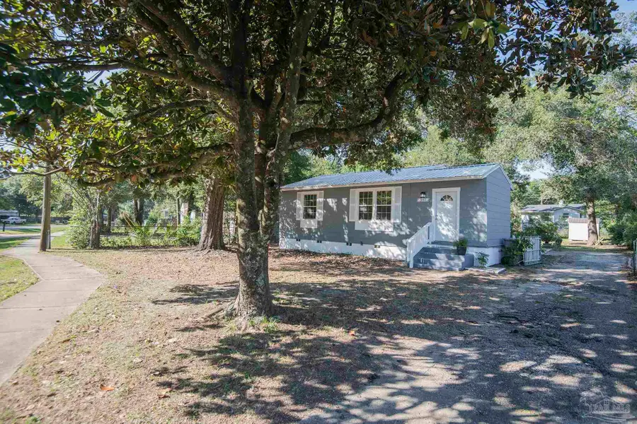 301 Chaseville St, Pensacola, FL 32507 - Image #3