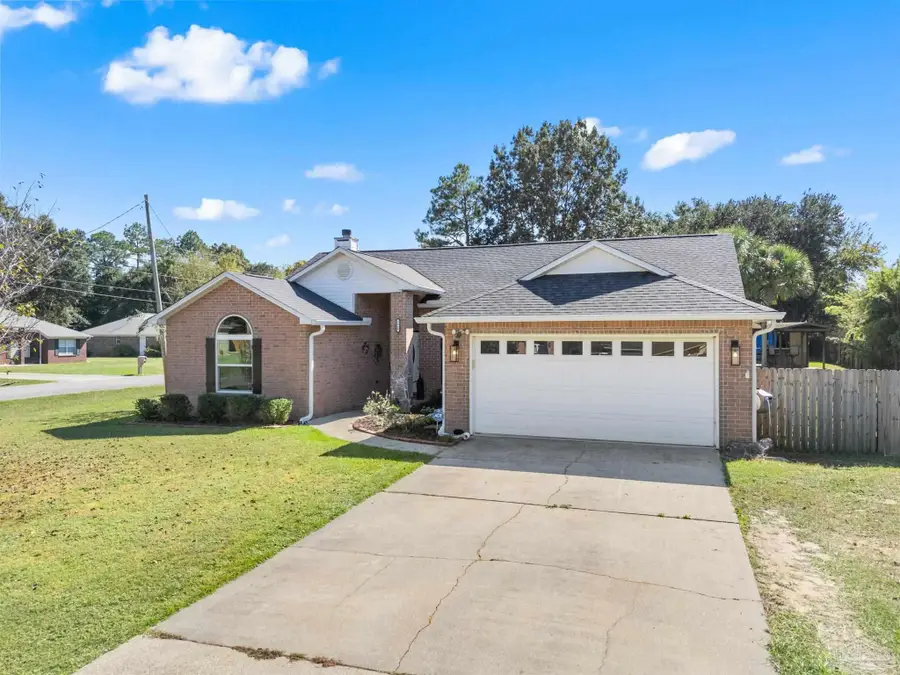 3660 Misty Woods Cir, Pace, FL 32571 - Image #2