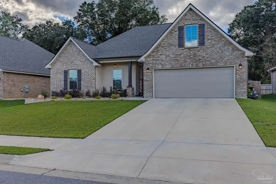 4601 Queen Palm Ct, Pace, FL 32571 - Image #2