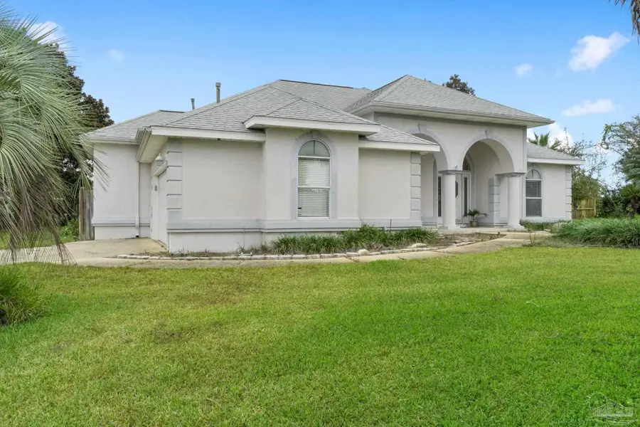 6052 Firefly Dr, Pensacola, FL 32507 - Image #2