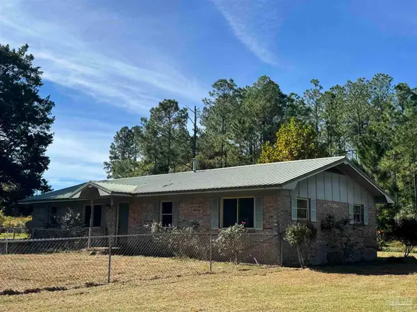 6041 Hwy 97 A, Mcdavid, FL 32568