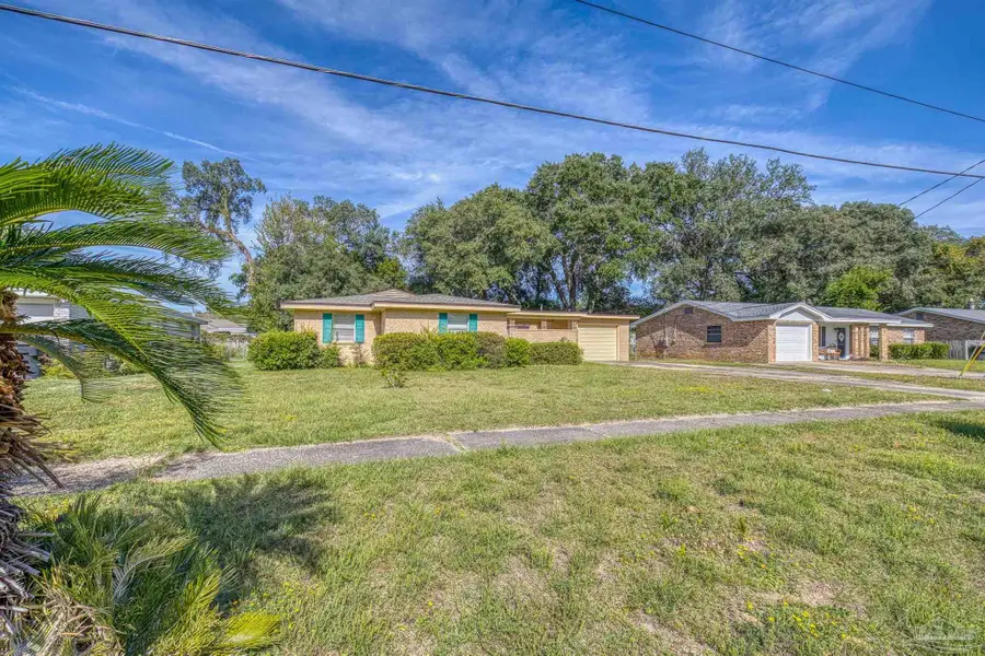 4130 Capri Dr, Pensacola, FL 32504 - Image #2