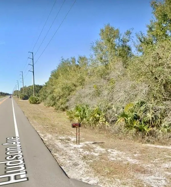 13947 Hudson Ave, Hudson, FL 34667