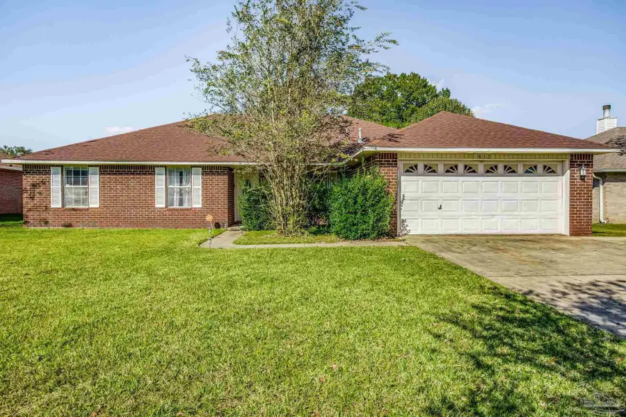 832 Horsemens Path, Cantonment, FL 32533 - Image #3