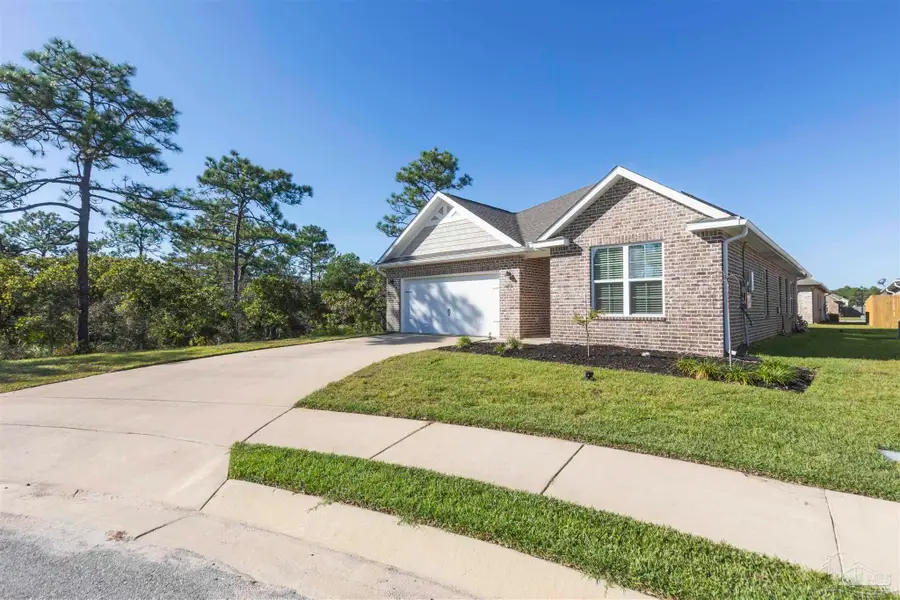 6306 Romsey Ct, Gulf Breeze, FL 32563 - Image #3