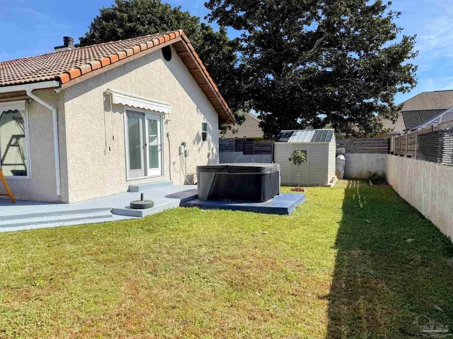 2076 Wind Trace Rd, Navarre, FL 32566 - Image #3