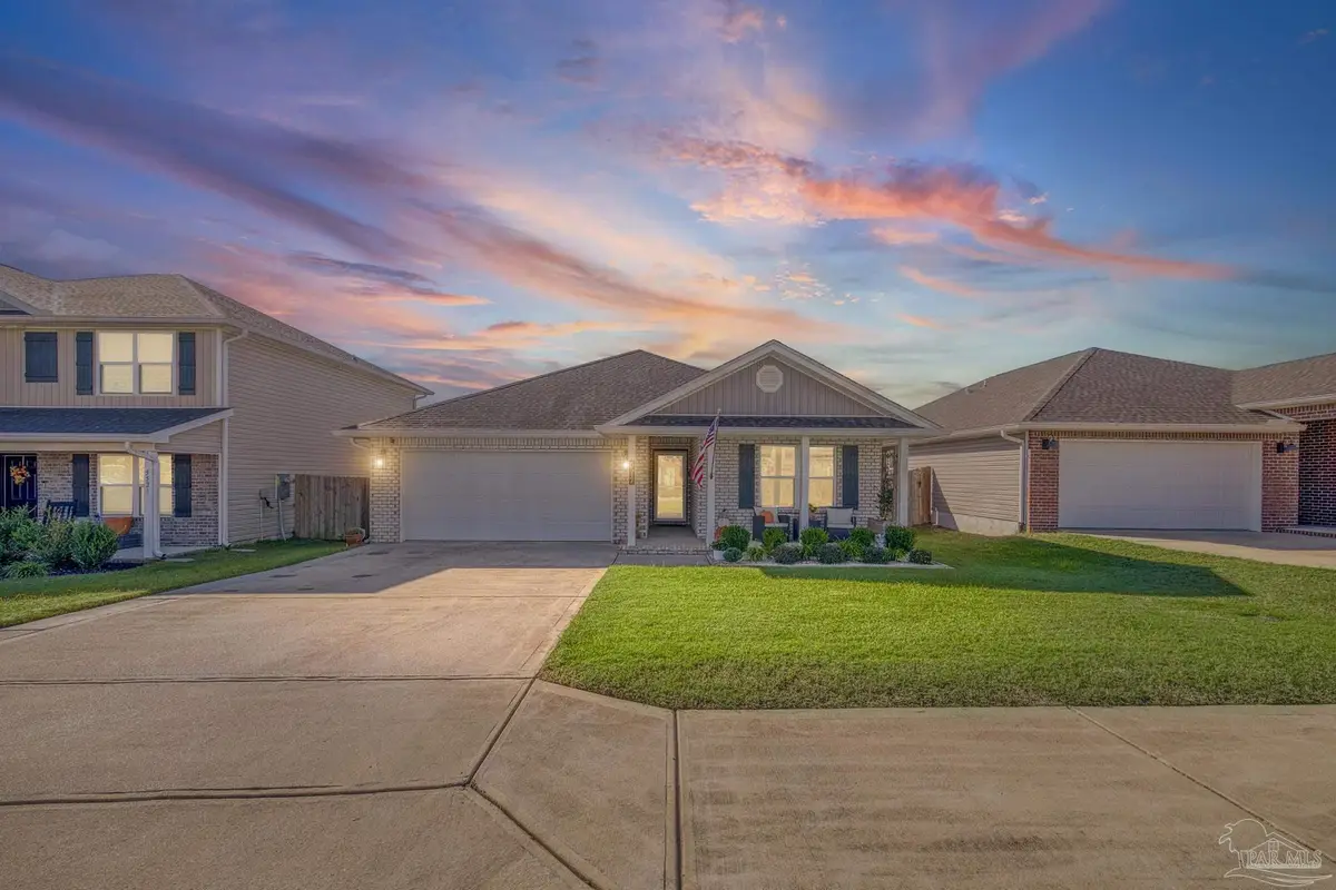 5517 Galahad Trl, Milton, FL 32583 - Image #1