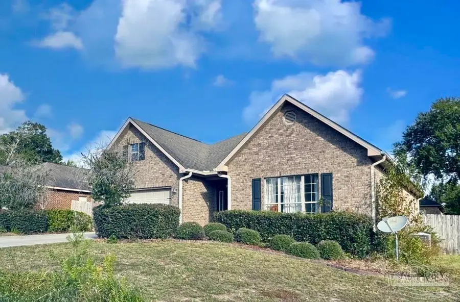 6776 Barnwood Dr, Milton, FL 32570 - Image #2