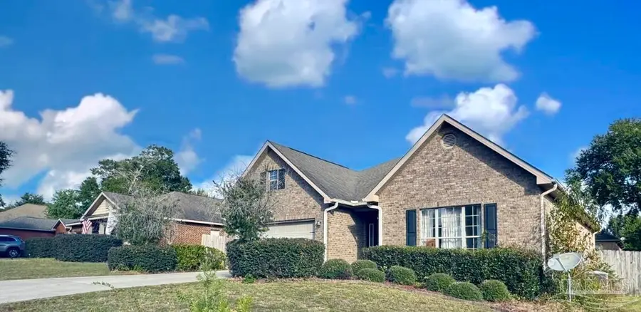 6776 Barnwood Dr, Milton, FL 32570 - Image #3