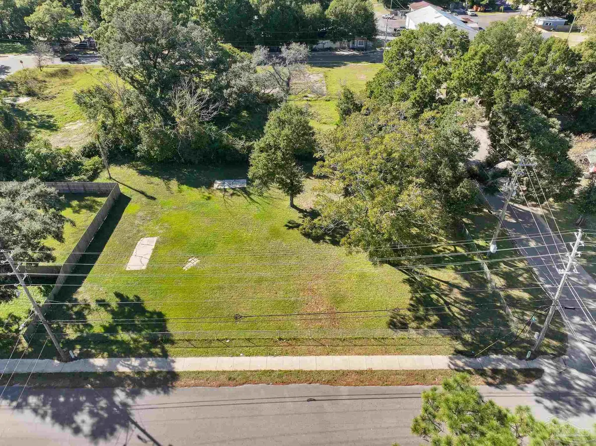 2503 W Hatton St, Pensacola, FL 32505 - Image #1