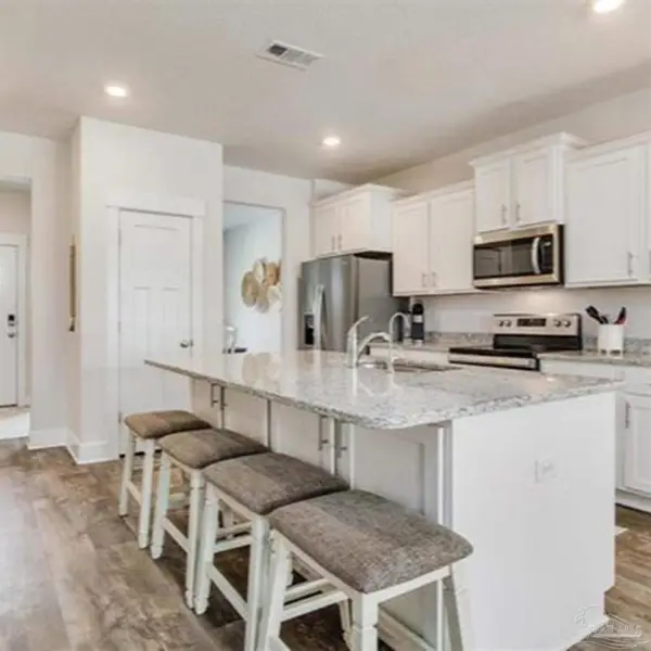 14330 Gardenglen Dr, Pensacola, FL 32507