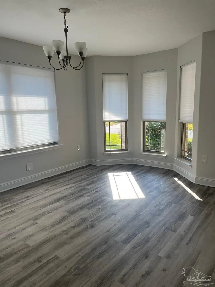 4097 Hazelhurst Dr, Pace, FL 32571 - Image #2