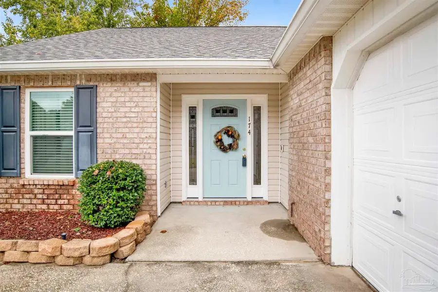174 Mirabelle Cir, Pensacola, FL 32514 - Image #2