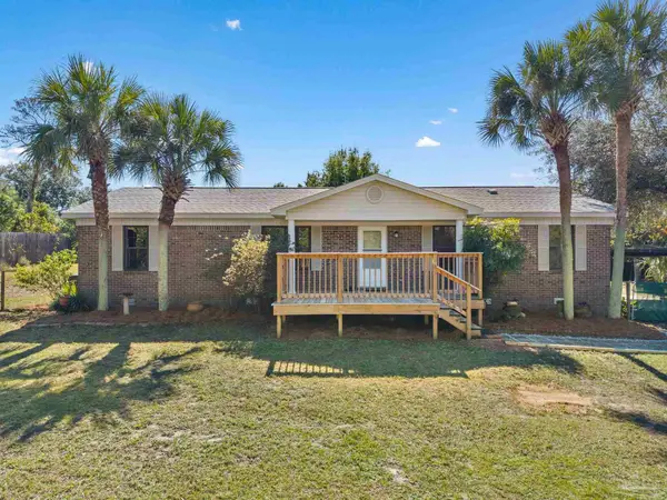 1944 Guseman Rd, Gulf Breeze, FL 32563