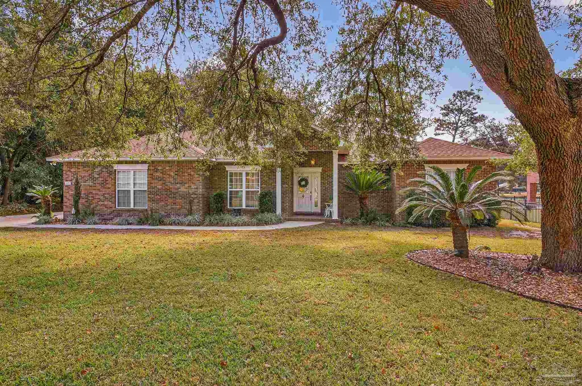 5685 Nicklaus Ln, Milton, FL 32570 - Image #1