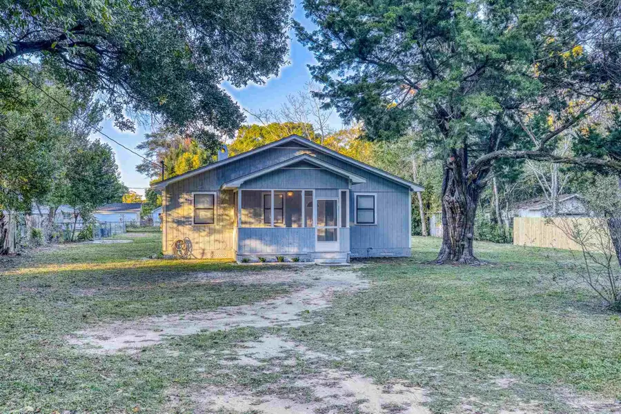 2406 W Jordan St, Pensacola, FL 32505 - Image #2