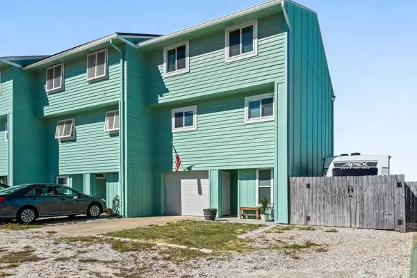 3240 Quietwater Ln, Gulf Breeze, FL 32563