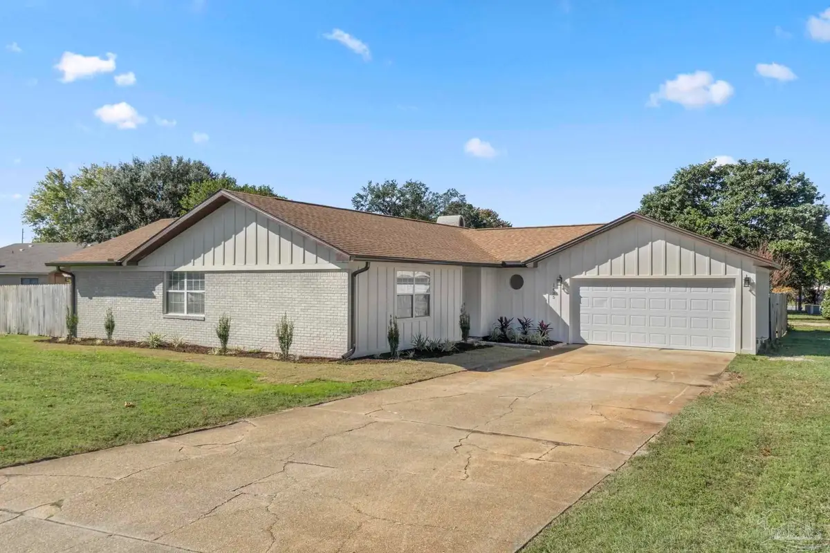 1435 El Rito Dr, Gulf Breeze, FL 32563 - Image #1