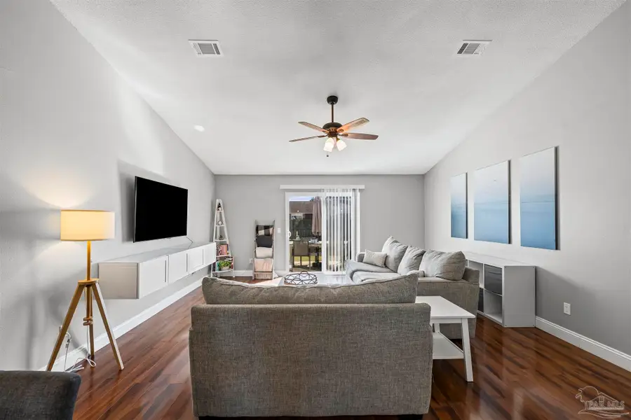 817 Binnacle Pl, Pensacola, FL 32507 - Image #3